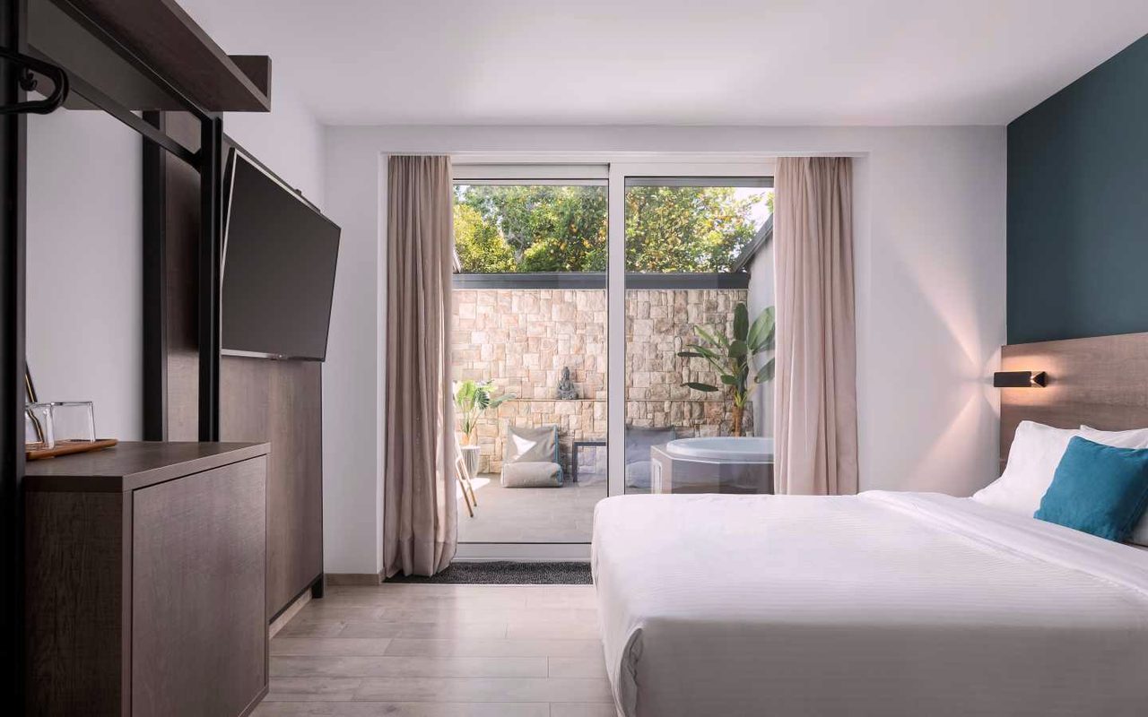 Executive Suite με ιδιωτικό τζακούζι — Sette Suites & Rooms