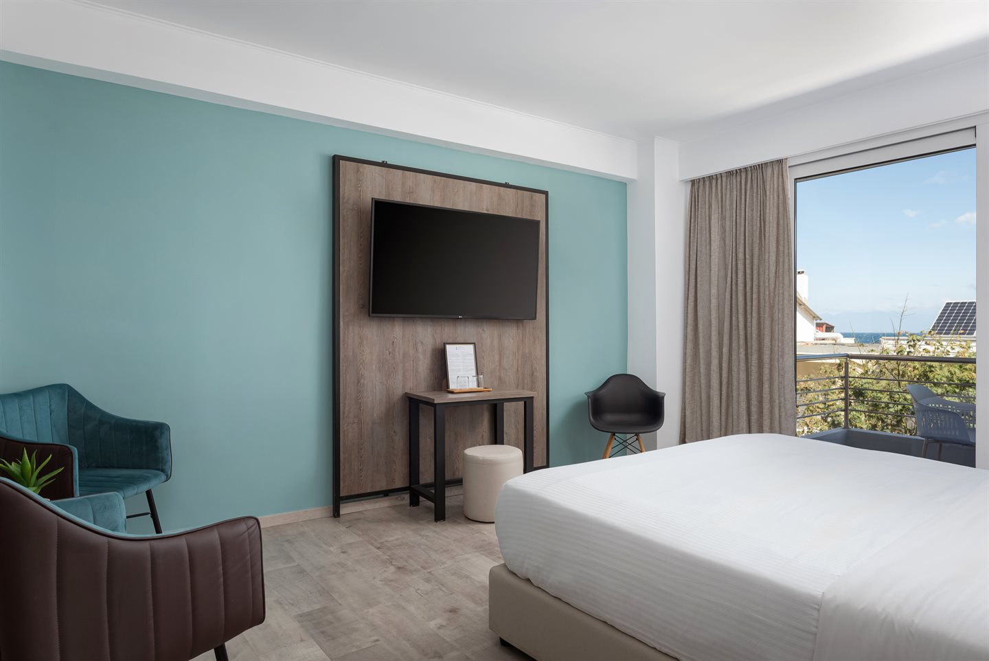 Junior Suite bedroom